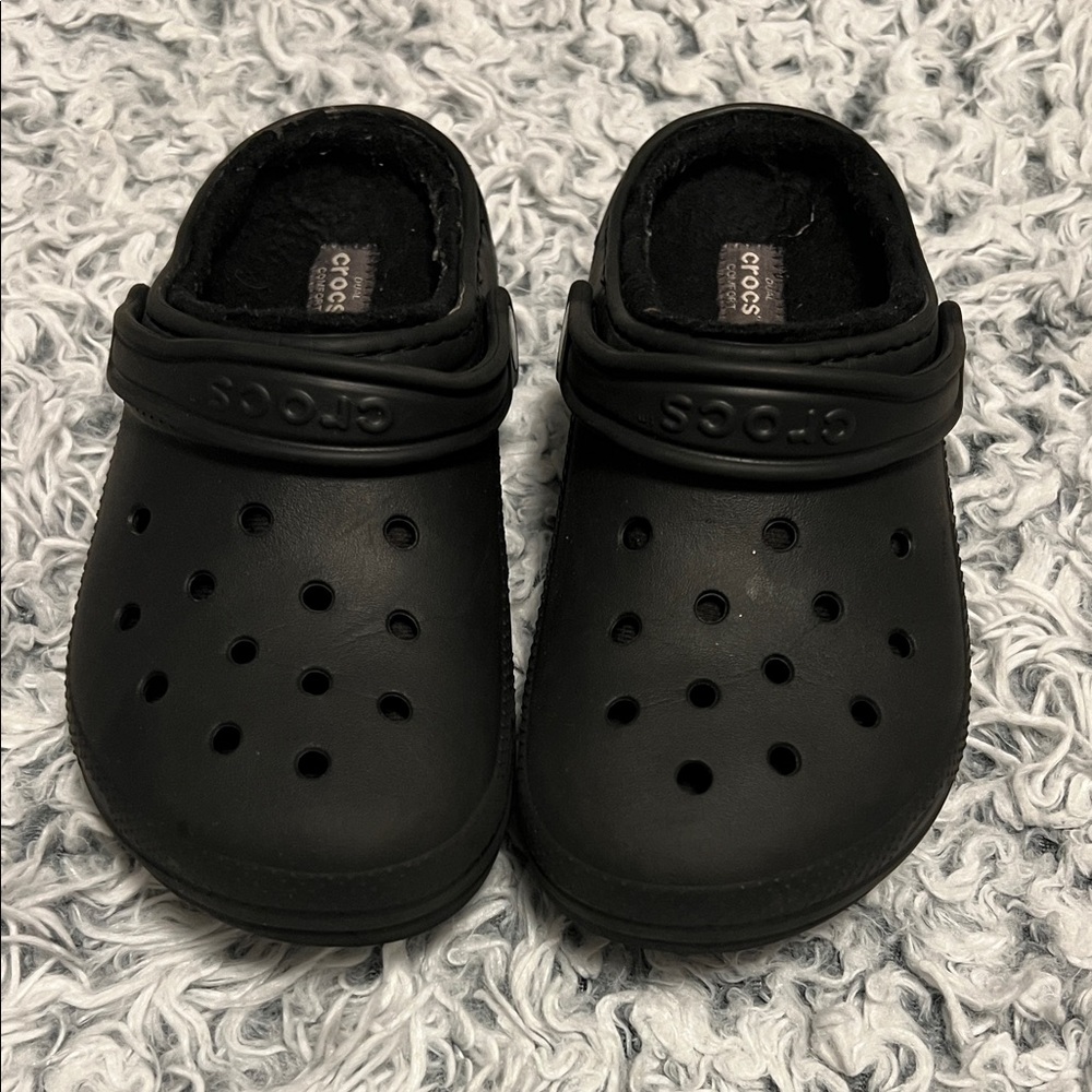 CROCS Kids' Classic Clog with Fuzz Lining